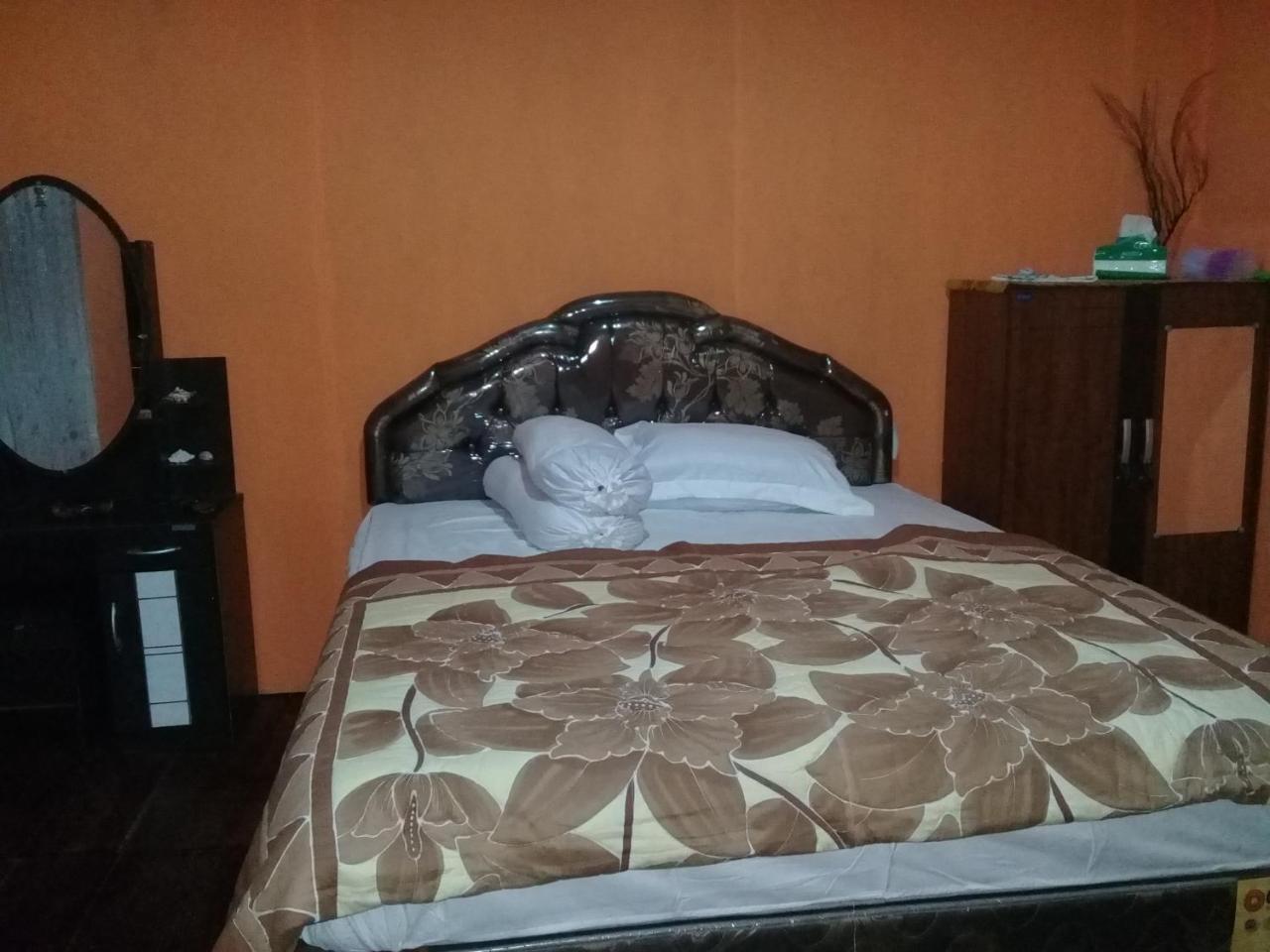 Nusa Nalan Beach Resort Rumah Olat エクステリア 写真