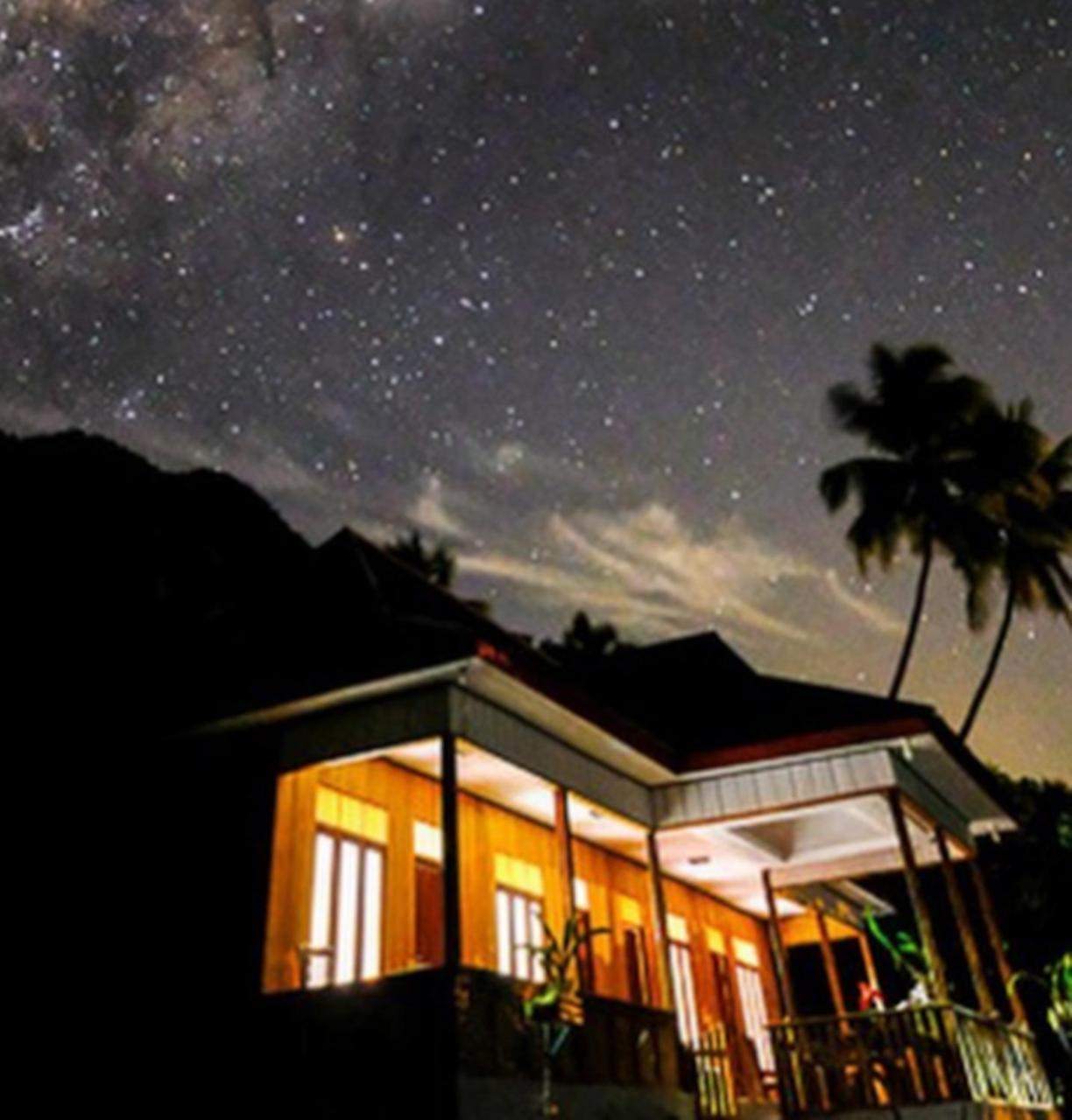 Nusa Nalan Beach Resort Rumah Olat エクステリア 写真