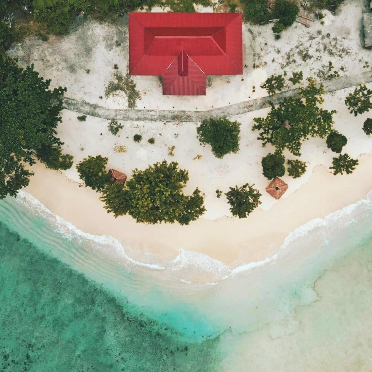 Nusa Nalan Beach Resort Rumah Olat エクステリア 写真